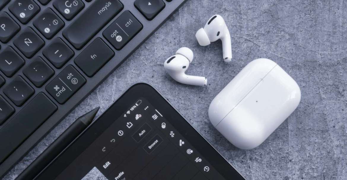 Need to avoid redirect couple our design